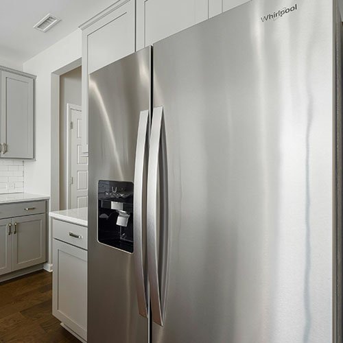california-city-appliance-repair-techs-refrigerator_01